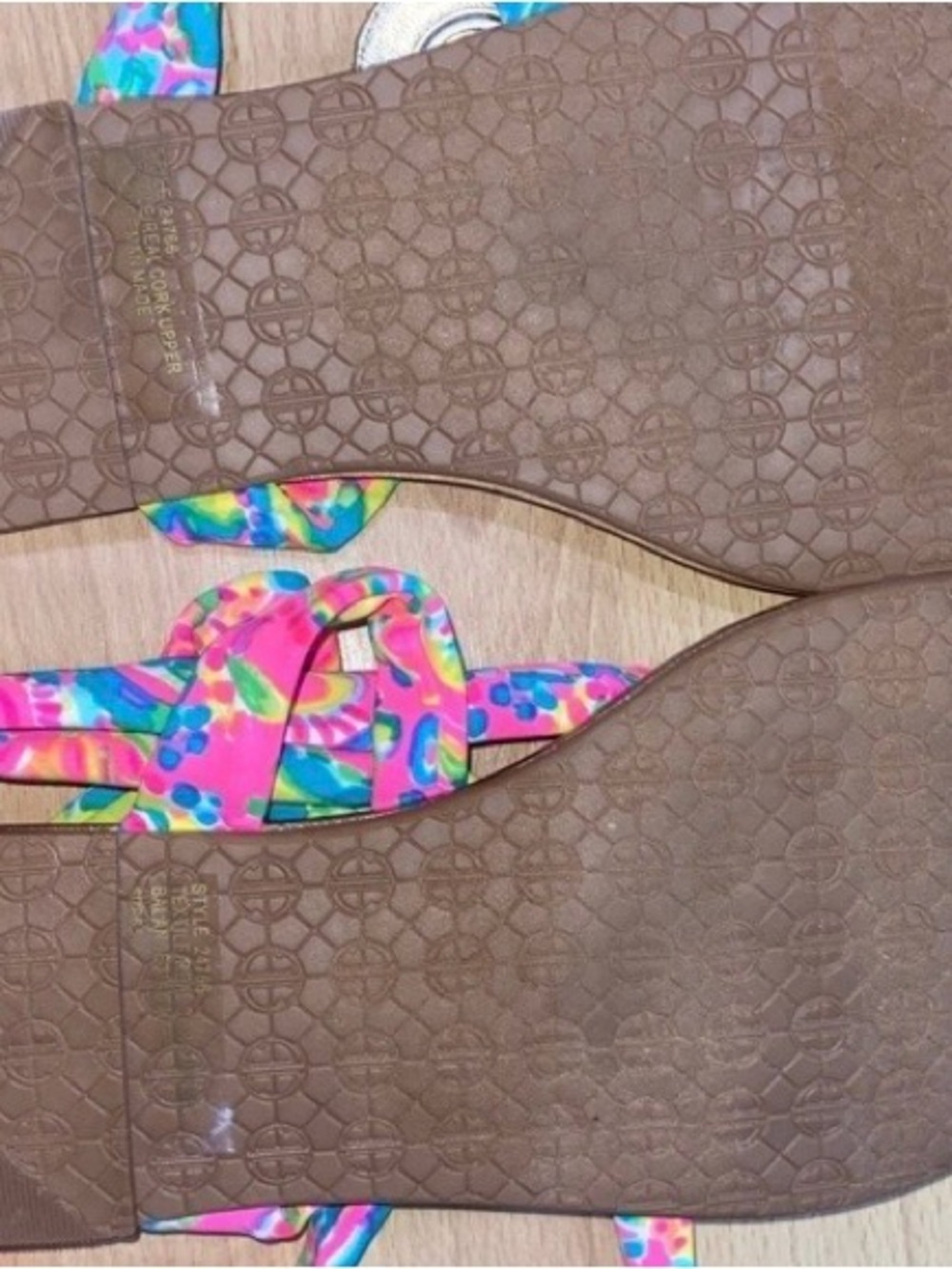 Lilly Pulitzer Sandals Colorful Tie-Strap Metallic Thong size 6/7 New - Picture 5 of 6